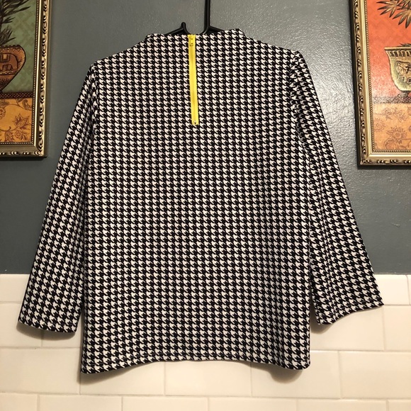 Plaid Long Sleeve with Yellow Zipper - Picture 3 of 5